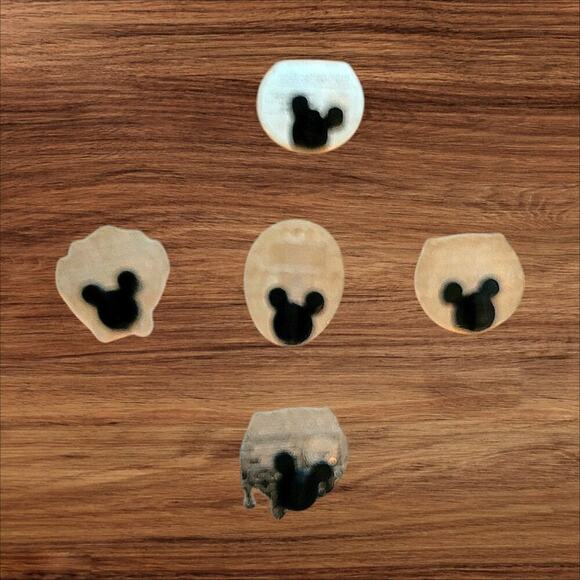 5 Star Wars Disney Parks Trading Pins, Plus 2 Bonus Pins - Picture 2 of 2